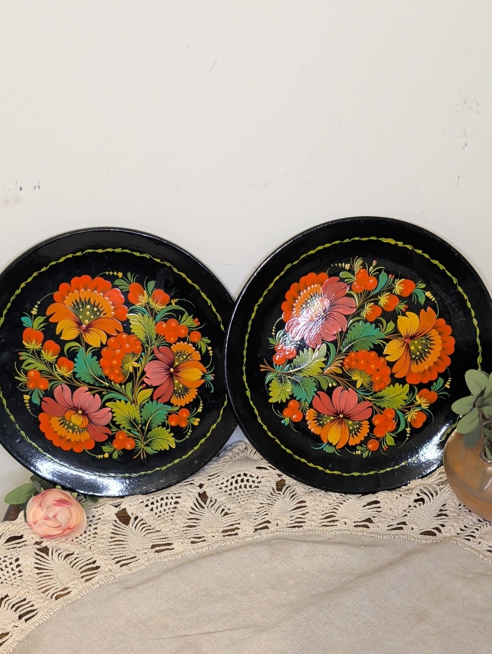 Vintage 1991 Ukrainian Petrykivka Folk Art Painted Wood Plates USSR Set of 2 11”
